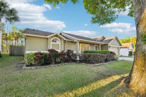 1042 CATFISH CREEK COURT, OVIEDO, FL 32765 Sold 04/11/25