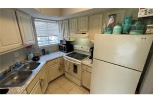 1972 LAKE ATRIUMS CIRCLE, ORLANDO, FL 32839 - MLS#MFRO6289767