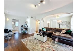 2107 UNIVERSITY DRIVE, ORLANDO, FL 32804 Sold 06/30/25