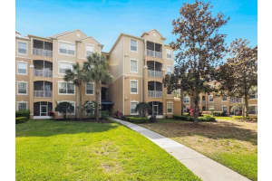 2774 Almaton Loop #403, KISSIMMEE