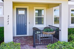 9743 AMBER CHESTNUT WAY, WINTER GARDEN, FL 34787 Sold 06/17/25