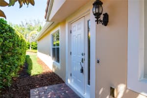 11916 FIORE DRIVE, ORLANDO, FL 32827 Sold 04/02/25