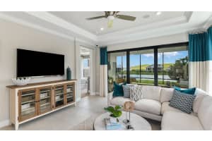 6233 PLATEAU COURT, BRADENTON, FL 34203 Sold 08/27/25
