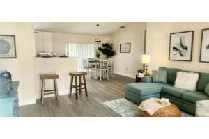 416 LANCASTER AVENUE, ORANGE CITY, FL 32763 Sold 05/08/25