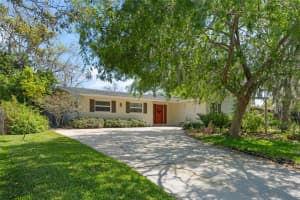 427 LAKEVIEW AVENUE, WINTER GARDEN, FL 34787 Sold 06/09/25