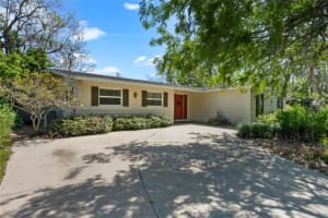 427 LAKEVIEW AVENUE, WINTER GARDEN, FL 34787 Sold 06/09/25