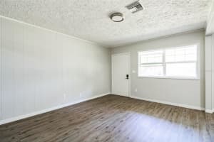 1907 LAKEWOOD DRIVE, CLEARWATER, FL 33763 Sold 04/25/25