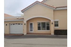 204 DAVID WALKER DRIVE, TAVARES, FL 32778 Sold 06/16/25
