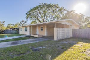 4320 MEADOWBROOK AVENUE, ORLANDO, FL 32808 - MLS#MFRO6290370