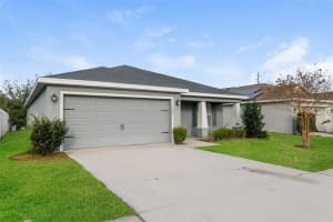 325 ST GEORGES CIRCLE, EAGLE LAKE, FL 33839 Sold 08/13/25