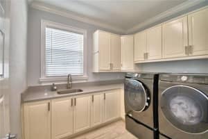 3227 CRYSTAL LAKE DRIVE, ORLANDO, FL 32806 Sold 05/28/25