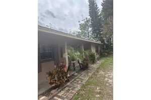 121 FAIRFAX AVENUE, WINTER SPRINGS, FL 32708 Sold 04/11/25