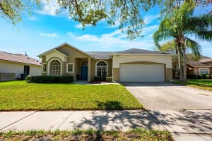 13552 DORNOCH DRIVE, ORLANDO, FL 32828 Sold 04/23/25