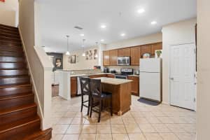 10785 CORSICAN STREET, ORLANDO, FL 32824 - MLS#MFRO6290753