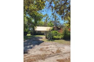 21230 ORANGE COURT, MOUNT DORA, FL 32757 Sold 04/23/25