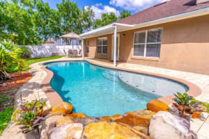 1272 MOUNT LOGAN DRIVE, APOPKA, FL 32712 Sold 06/13/25