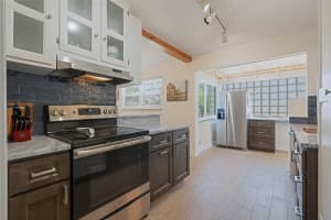 602 RUGBY STREET, ORLANDO, FL 32804 Sold 04/25/25