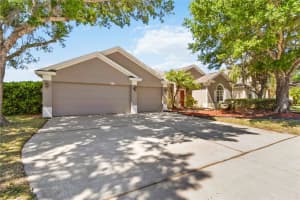 330 OSPREY LAKES CIRCLE, CHULUOTA, FL 32766 Sold 05/23/25
