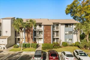 15 ESCONDIDO COURT, ALTAMONTE SPRINGS, FL 32701 Sold 07/10/25