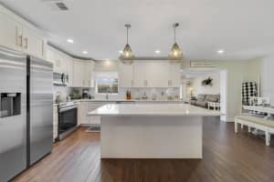2136 TOPPING PLACE, EUSTIS, FL 32726 Sold 05/15/25