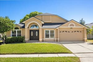 813 HAVENWOOD DRIVE, ORLANDO, FL 32828 Sold 04/17/25