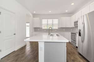 6633 CALAMONDIN DRIVE, WINTER GARDEN, FL 34787 Sold 07/21/25