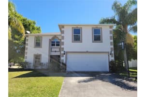 115 Royalty Cir, SANFORD