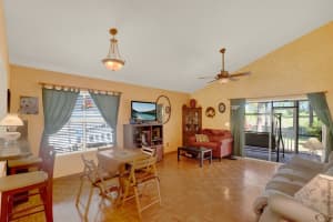 182 EDGEWATER CIRCLE, SANFORD, FL 32773 Sold 08/15/25