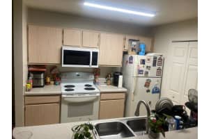 5471 VINELAND ROAD, ORLANDO, FL 32811 Sold 07/22/25