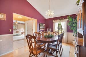 2910 WHISPERBAY COURT, OVIEDO, FL 32765 Sold 05/14/25