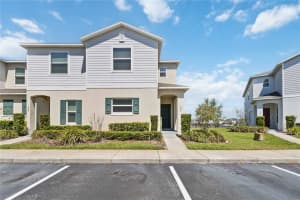 233 Primrose Dr, DAVENPORT