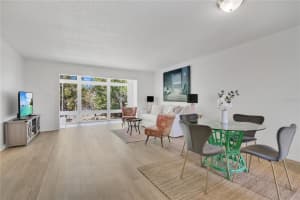700 Melrose Ave #l-23, WINTER PARK