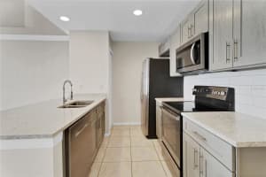 2007 ROYAL BAY BOULEVARD, KISSIMMEE, FL 34746 - MLS#MFRO6291976