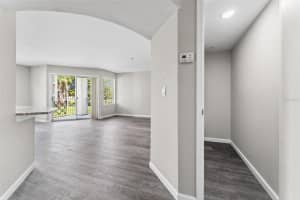 7230 WESTPOINTE BOULEVARD, ORLANDO, FL 32835 - MLS#MFRO6292163