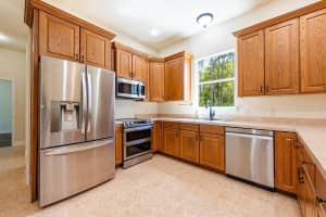 20804 SABAL STREET, ORLANDO, FL 32833 Sold 04/17/25