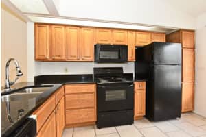 2809 WAXY WILLOW LANE, ORLANDO, FL 32808 - MLS#MFRO6292437