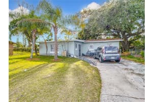 444 SUNNYVIEW CIRCLE, ORLANDO, FL 32810 - MLS#MFRO6292528