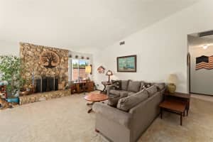 335 KANTOR BOULEVARD, CASSELBERRY, FL 32707 Sold 04/17/25