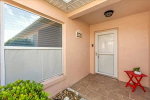 613 NUEVO LEON LANE, LADY LAKE, FL 32159 - MLS#MFRO6292618