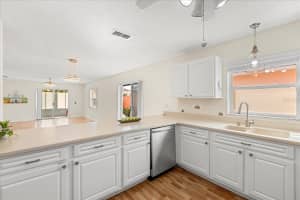 613 NUEVO LEON LANE, LADY LAKE, FL 32159 - MLS#MFRO6292618