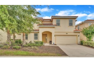 7012 Oakwood St, DAVENPORT