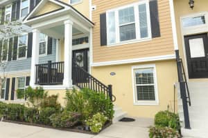 1011 CEDAR BAY LANE, WINTER SPRINGS, FL 32708 Sold 05/30/25