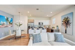 8044 GULFSTREAM COURT, LAKEWOOD RANCH, FL 34202 - MLS#MFRO6292765