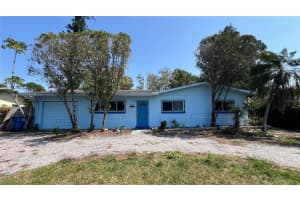 3700 WHITING DRIVE, ST PETERSBURG, FL 33705 Sold 04/18/25