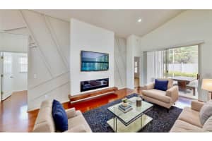 193 LANSBROOK COURT, OCOEE, FL 34761 Sold 07/14/25