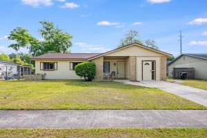 870 DARWIN DRIVE, ALTAMONTE SPRINGS, FL 32701 Sold 05/22/25