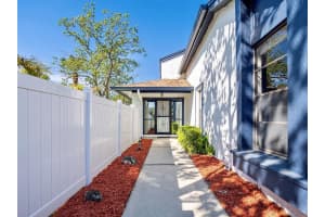 2656 AUTUMN GREEN DRIVE, ORLANDO, FL 32822 Sold 05/02/25
