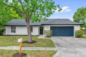 154 Shadow Trl, LONGWOOD