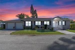 4321 SUMMER LANE, ORLANDO, FL 32804 Sold 08/18/25