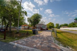 1622 PINE STREET, ORLANDO, FL 32824 Sold 05/15/25